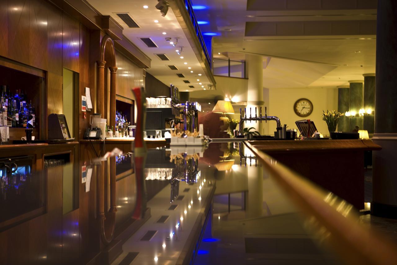 The Manor House At Celtic Manor 4*