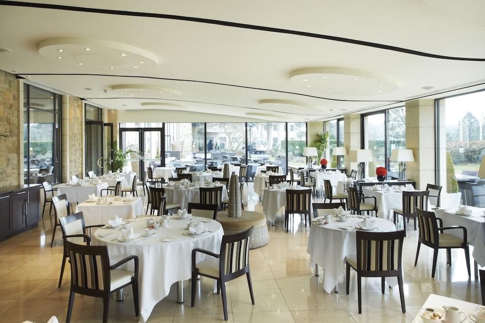 The Manor House At Celtic Manor Hotel Newport (Gwent)